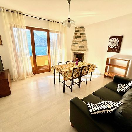 Apartmán Casa Edda Brenzone sul Garda Exteriér fotografie